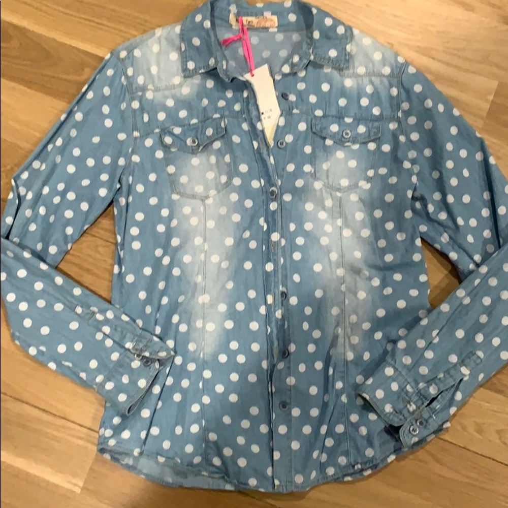Miss Two polla dot shirt